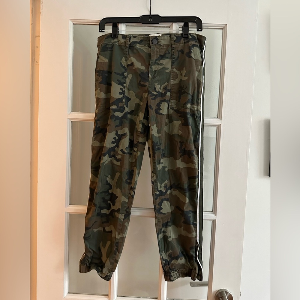 Sanctuary standard surplus camo joggers